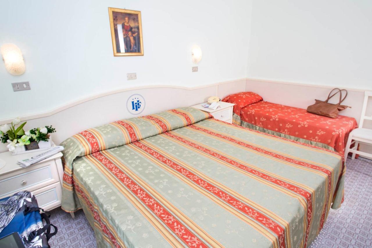 Hotel Franca Bellaria-Igea Marina Dış mekan fotoğraf